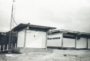 Fachada da rádio em 1986.